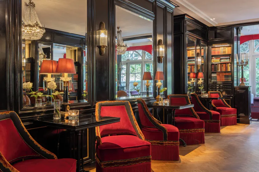 Apollofirst Boutique Hotel - Image 1