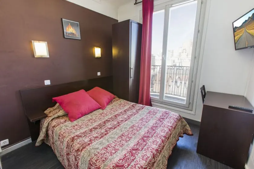 Hipotel Paris Printania Maraichers - Image 1