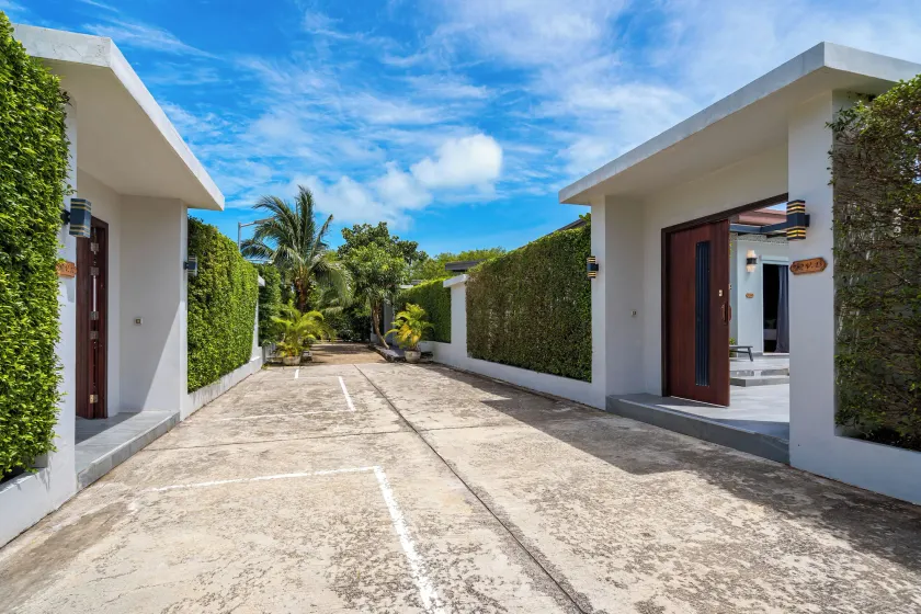 Phuket La Siesta, Naiharn Beach - Interior entrance