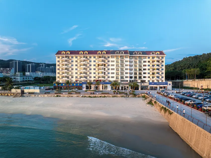 Shenzhen White House Seaview Resort Hotel - Image 1