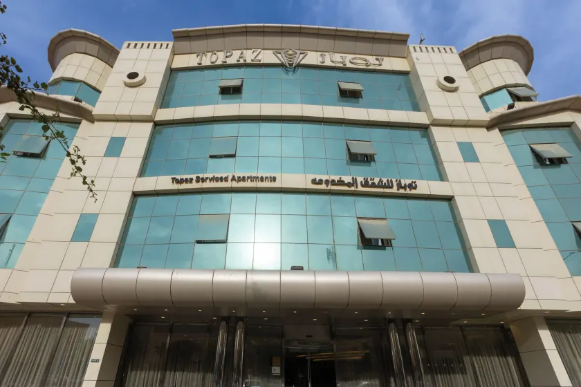 Topaz Serviced Apartments - Image 1