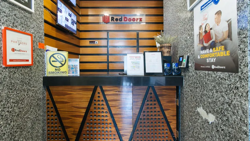RedDoorz near Quiapo Church Manila - Reception