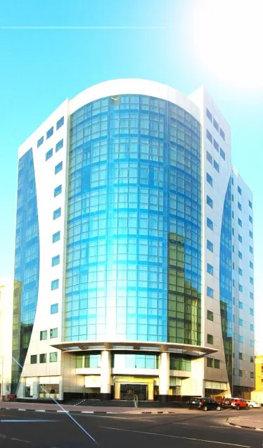 Golden Ocean Hotel - Image 1
