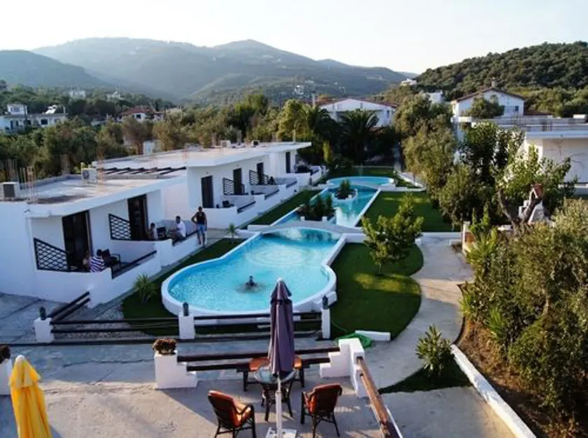 Skiathos Holiday House - Image 1