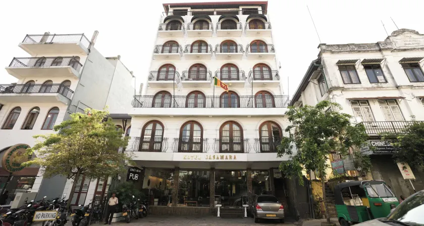 Hotel Casamara - Center Point Kandy - Image 1