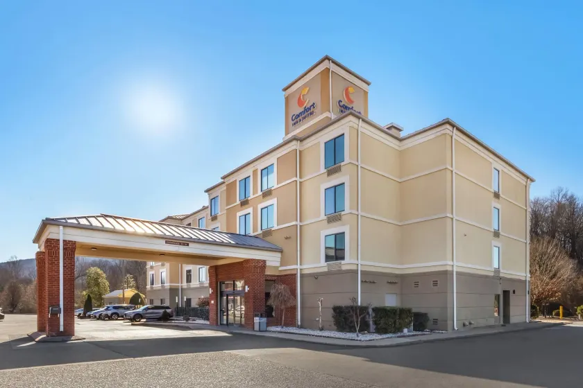 Comfort Inn & Suites Chattanooga West - Lookout Mountain - Image 1