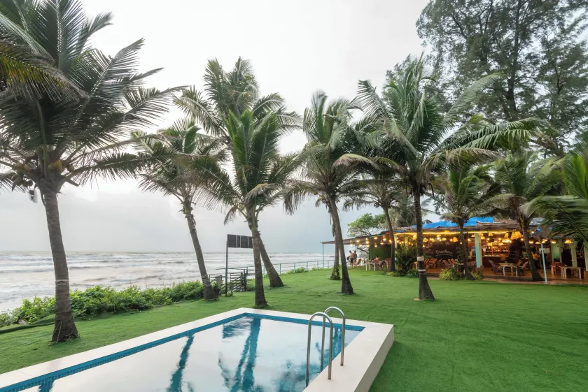 Amadi Beach Front Resort - Image 1