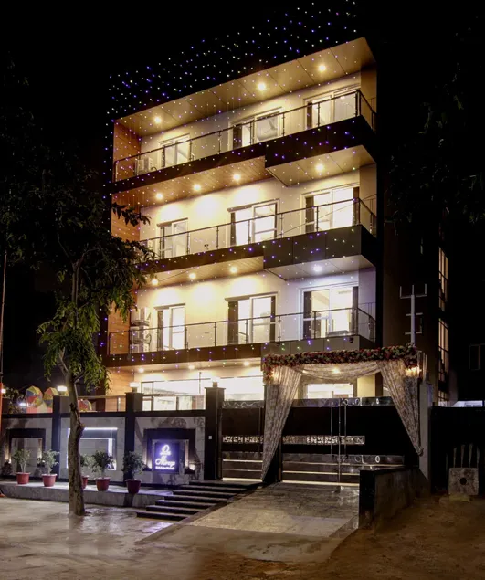 Hotel La Mirage - Image 1