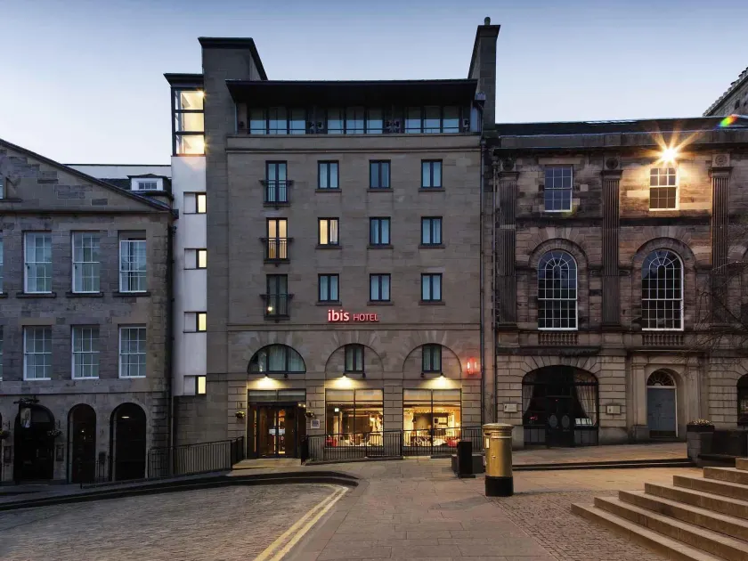 ibis Edinburgh Centre Royal Mile - Image 1
