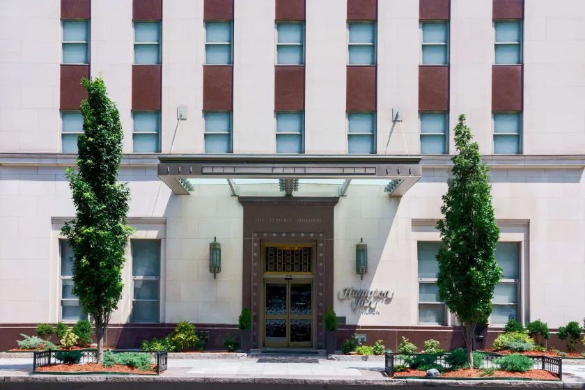 Hampton Inn Washington, D.C./White House - Image 1