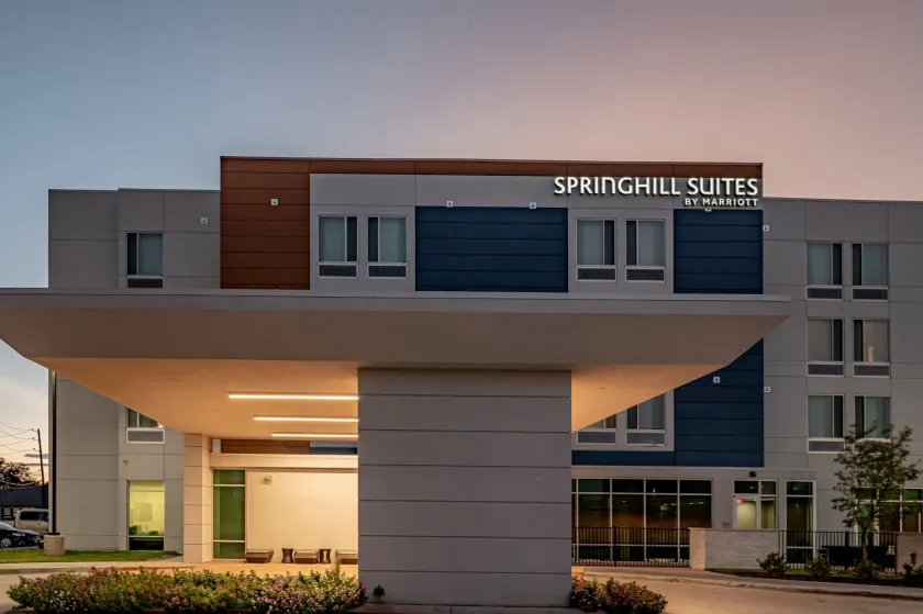 SpringHill Suites Dallas Central Expressway - Image 1
