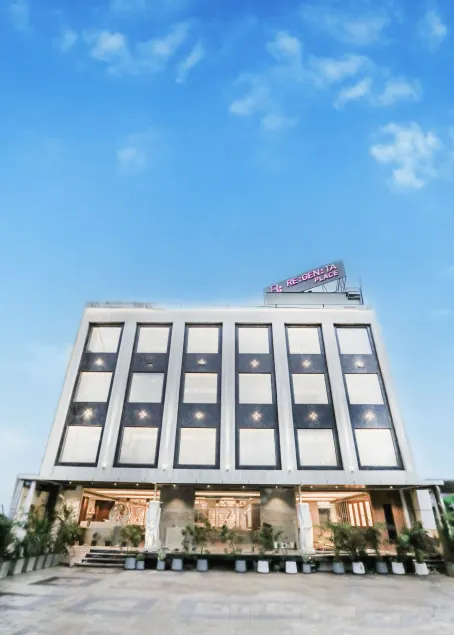 Regenta Place Bhopal by Royal Orchid Hotels Limited - Image 1