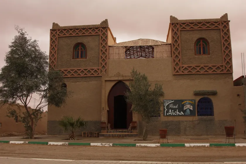 Riad Aicha & Camel Trekking - Image 1