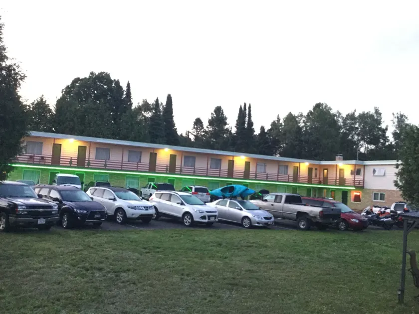 Cedars Motel - Image 1