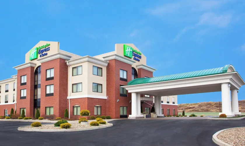 Holiday Inn Express Hotel & Suites Franklin-Oil City by IHG - Image 1