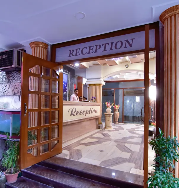 Hotel Presidency Inn - Image 1