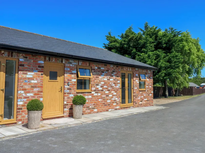 Black Banks Farm Cottage - Image 1