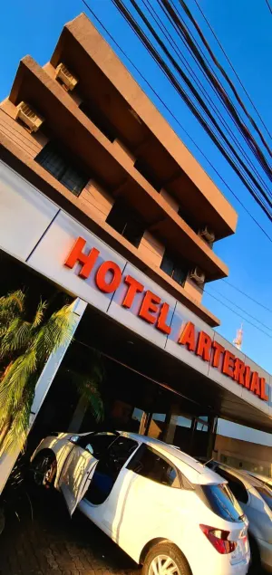 Hotel Arterial - Image 1