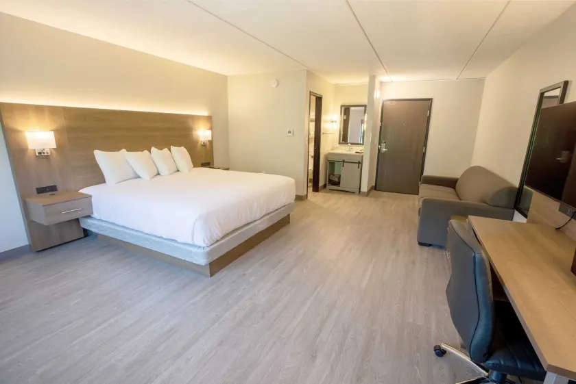 Superior Stay Hotel - Image 1