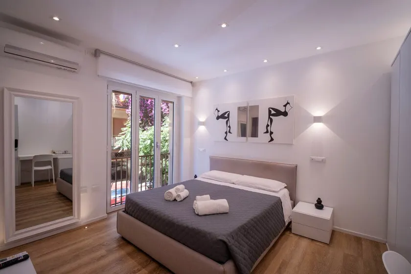 ABBA ROOMS - Image 1