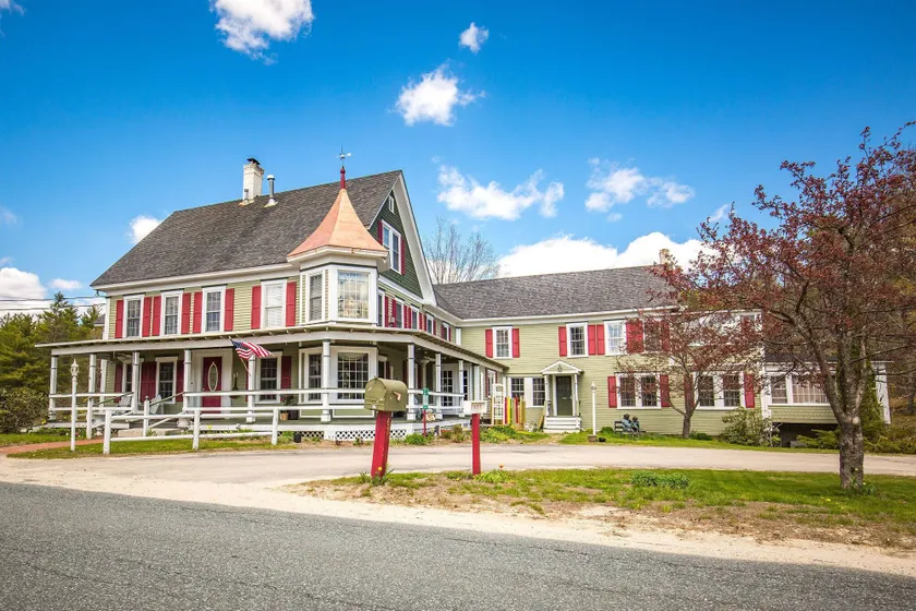 Rosewood Country Inn - Image 1