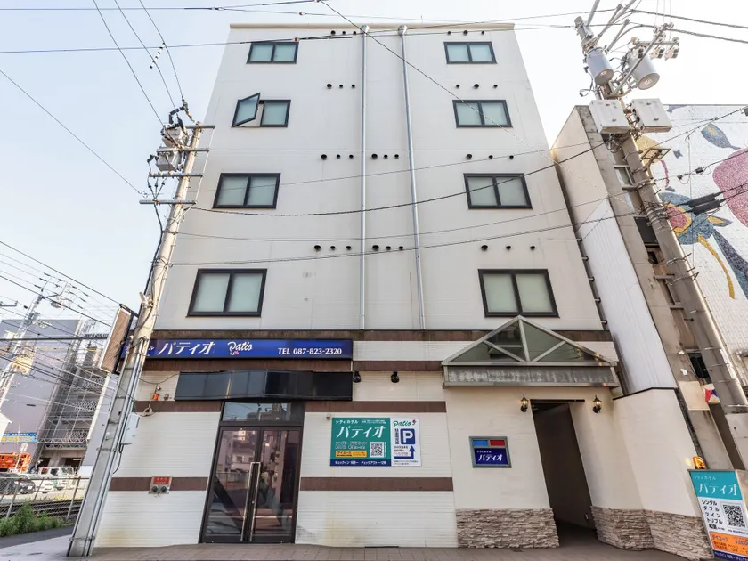 Tabist City Hotel Patio - Image 1
