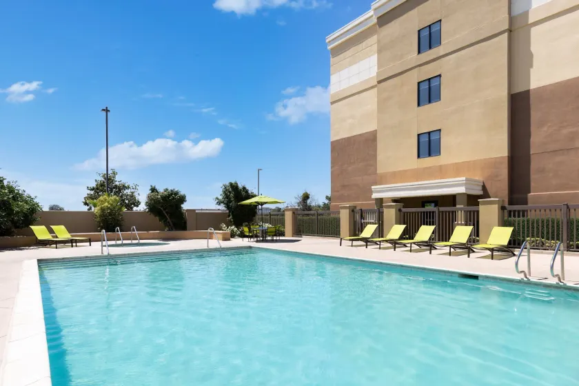 SpringHill Suites Fresno - Image 1