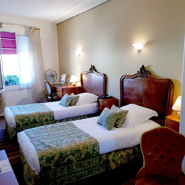 Hostellerie du Grand Sully - Image 1