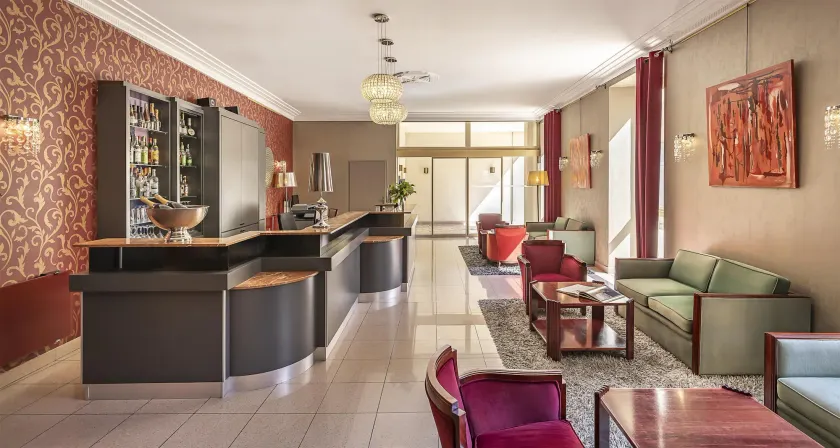 Best Western Poitiers Centre Le Grand Hôtel - Image 1