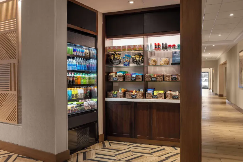 Hyatt Place Tempe Phoenix Airport - Hall