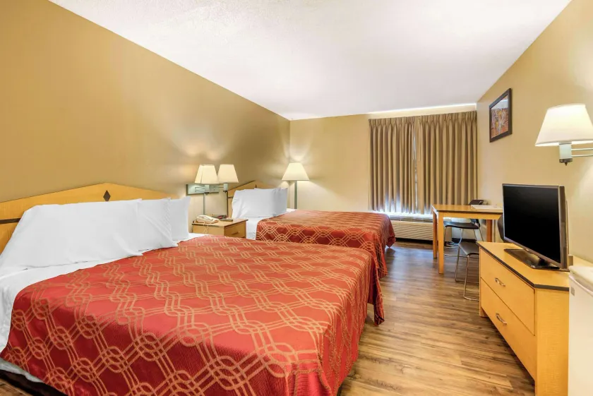 Econo Lodge Colorado Springs near Airport - Image 1