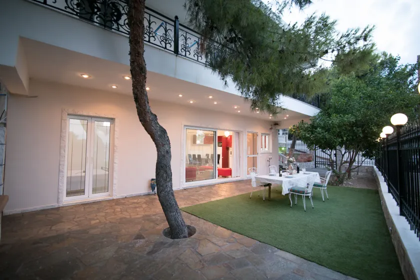 Aias Summer House - Image 1