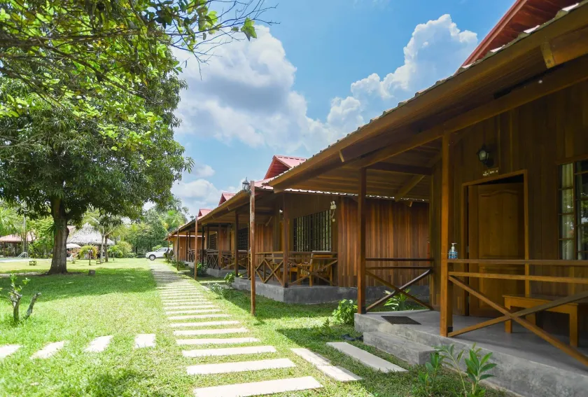 WAKAYA ECOLODGE - Image 1