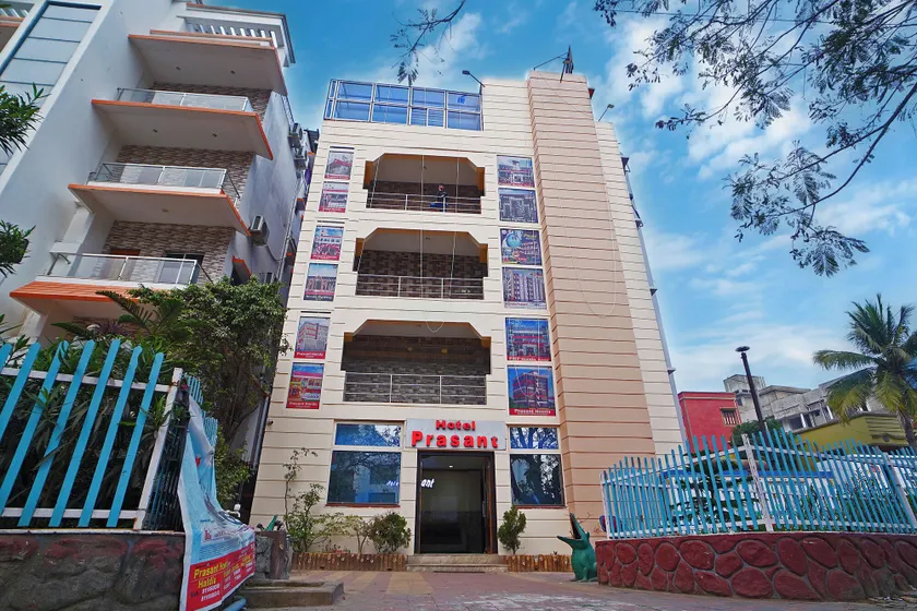Hotel Prasant - Image 1