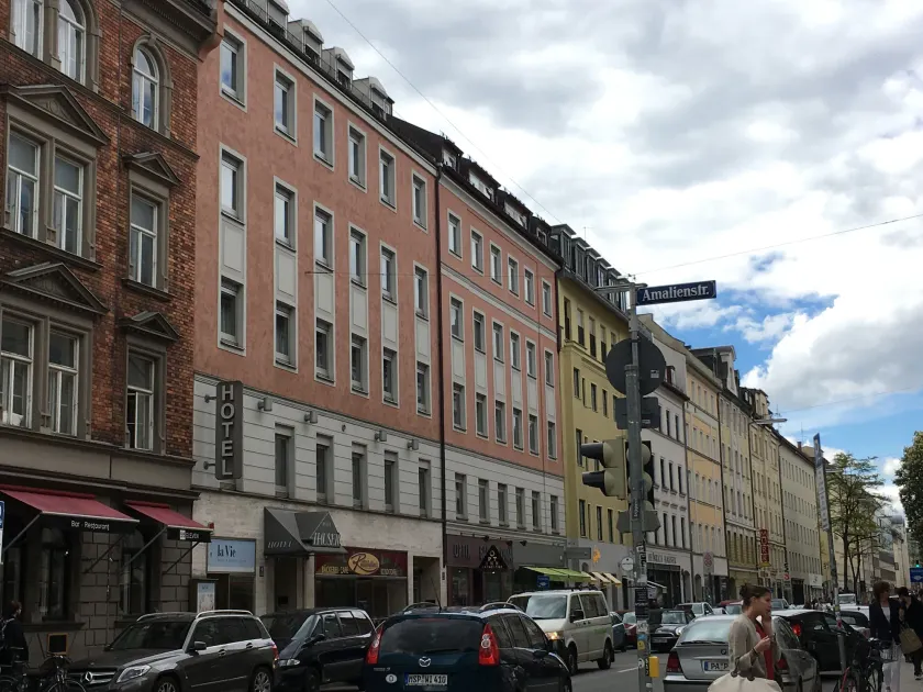 Hotel Hauser an der Universität - Image 1