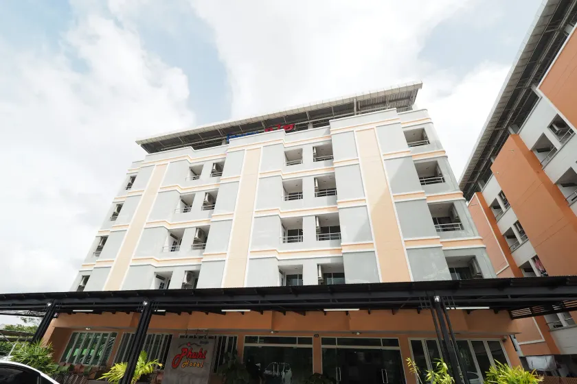 Phuhi Hotel - Image 1