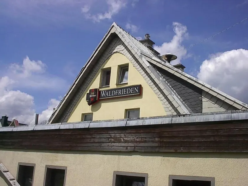 Pension & Gaststätte Zum Waldfrieden - Image 1