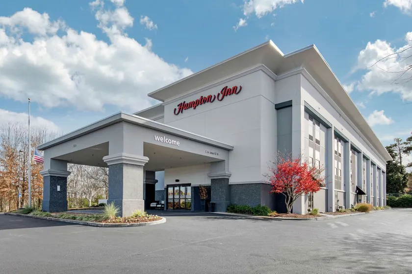 Hampton Inn Starkville Mississippi State University - Image 1