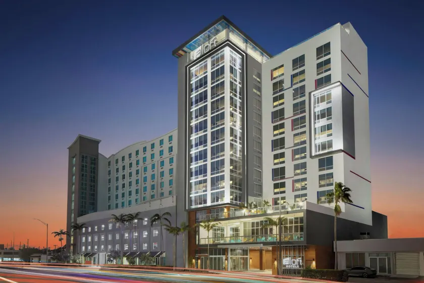 Aloft by Marriott Fort Lauderdale Airport - Image 1