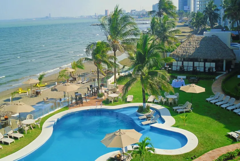 Playa Caracol Hotel & Spa - Image 1
