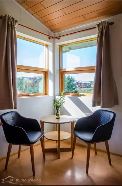 Hunkubakkar Guesthouse - Interior entrance