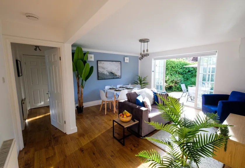 Riverwalk Apartment One - Image 1