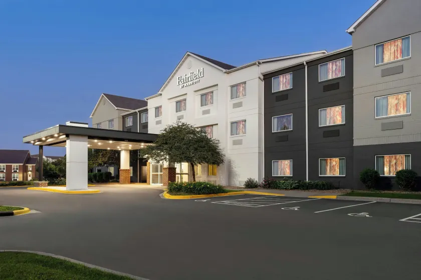 Fairfield Inn & Suites Minneapolis Burnsville - Image 1