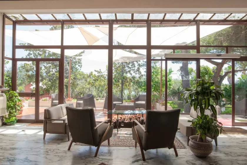 Villa Morgana Resort and Spa - Sitzecke in der Lobby