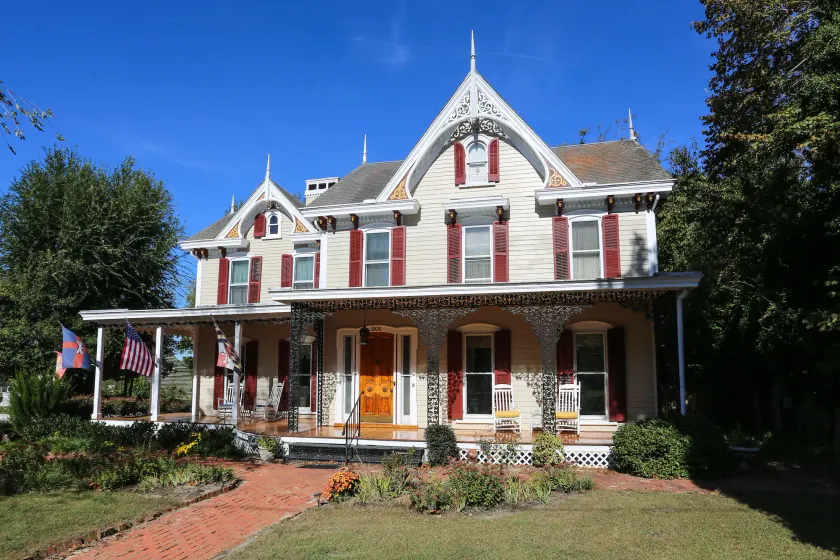 Cypress River Inn & Spa - Image 1