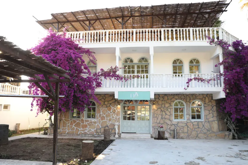 Ela Otel - Image 1