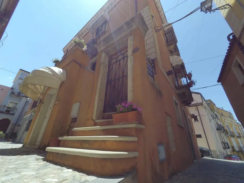 Caterina House - Image 1