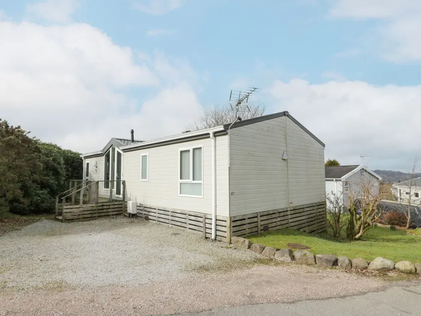 Oyster Bay Lodge - Image 1