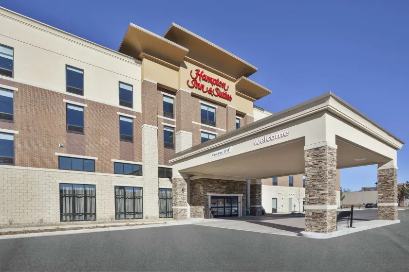 Hampton Inn & Suites Grandville Grand Rapids South - Image 1