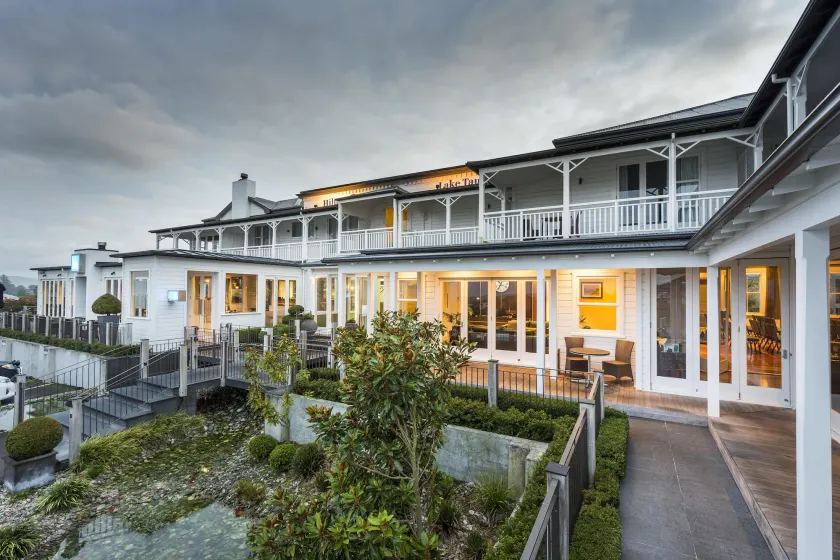 Hilton Lake Taupo - Image 1